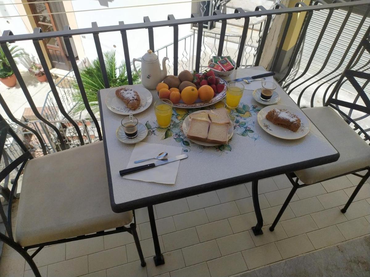 Ferienwohnung Marifra Flats Taormina Exterior foto