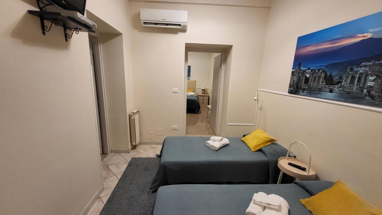 Ferienwohnung Marifra Flats Taormina Exterior foto
