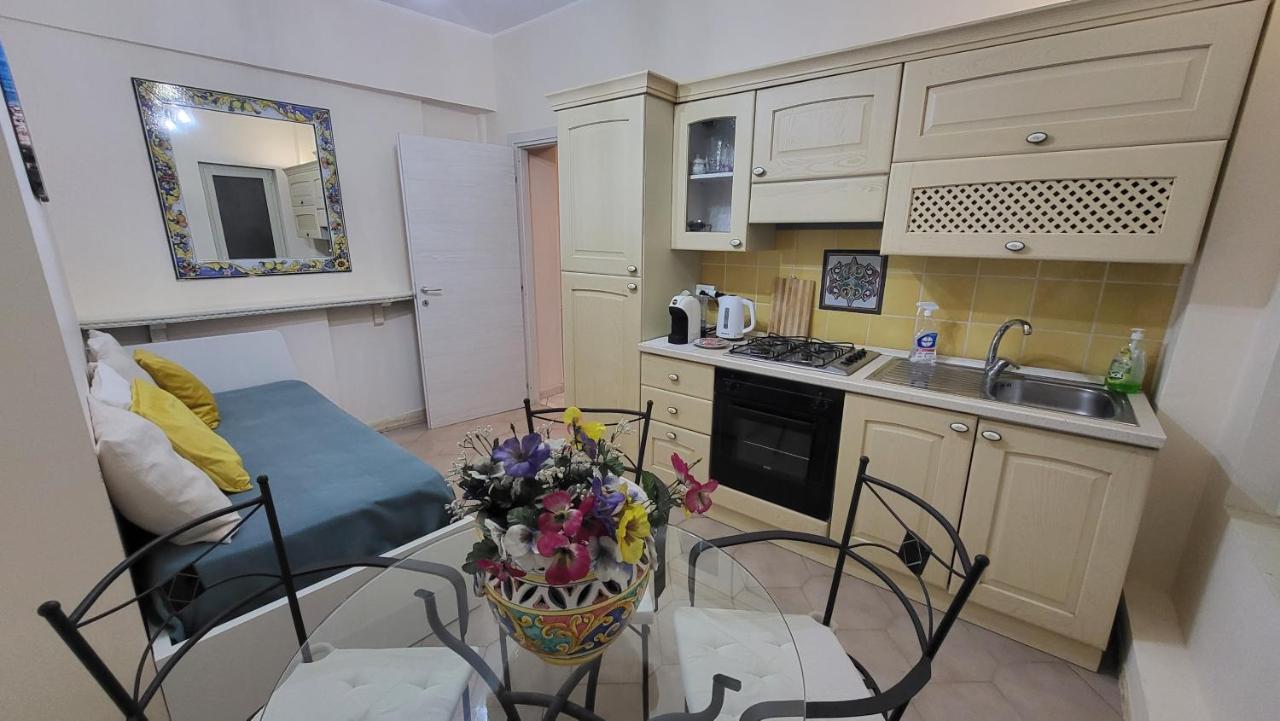 Ferienwohnung Marifra Flats Taormina Exterior foto